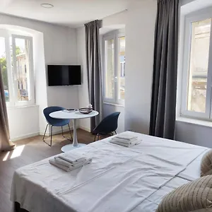 Nik Studio Apartment Pula