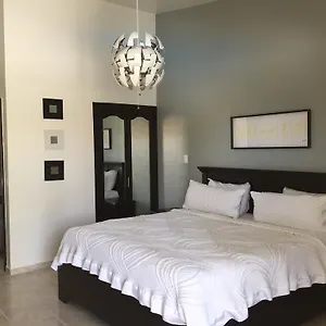 Caobas Hotel