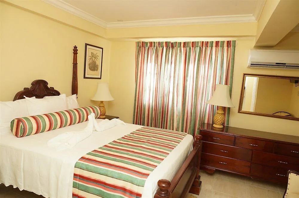 Seagarden Beach Resort Montego Bay