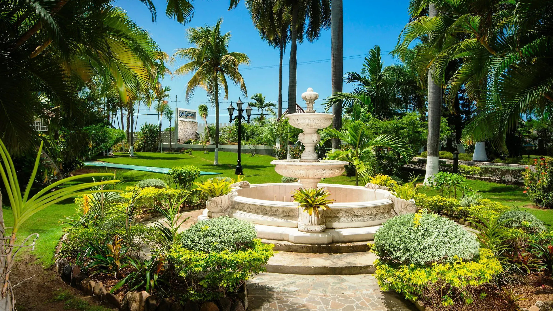 Seagarden Beach Resort Montego Bay