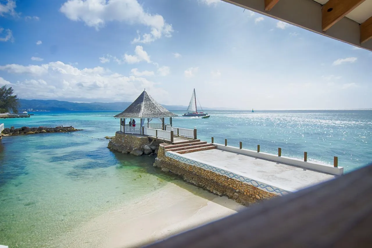 Seagarden Beach Resort Montego Bay 3*,