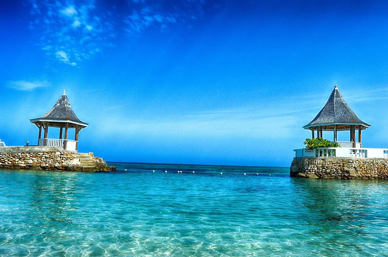 Seagarden Beach Resort Montego Bay
