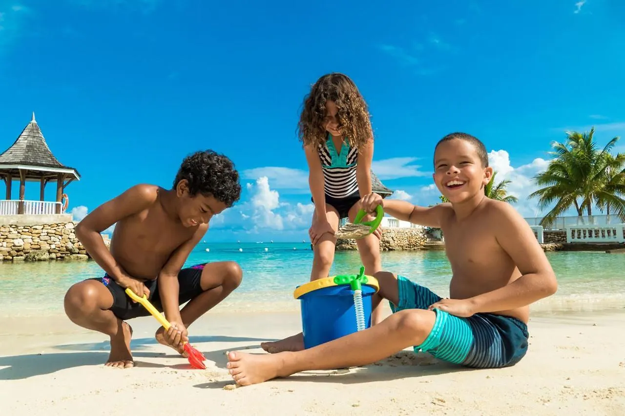 Seagarden Beach Resort Montego Bay
