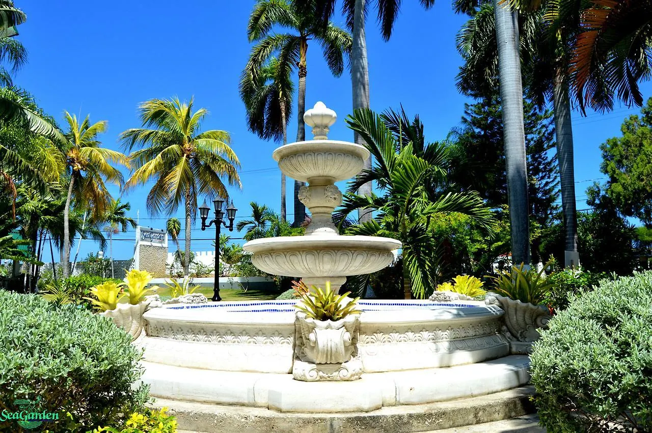 Seagarden Beach Resort Montego Bay Jamaica