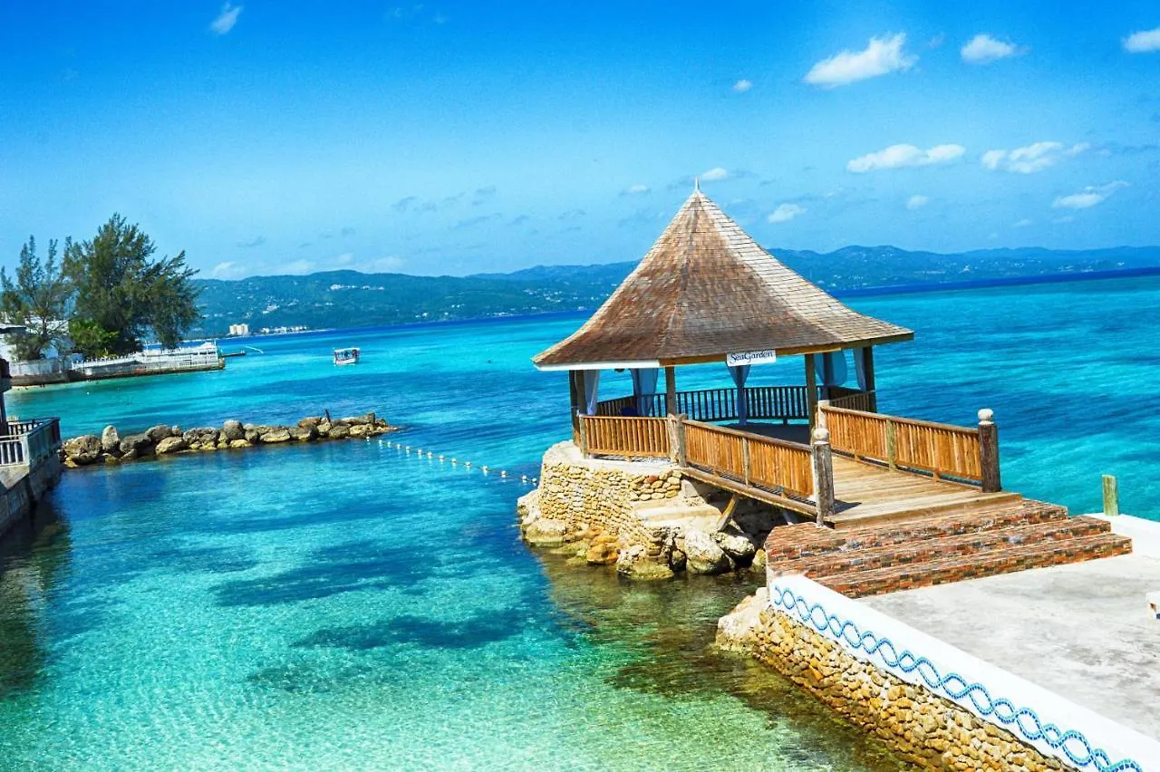 Seagarden Beach Resort Montego Bay