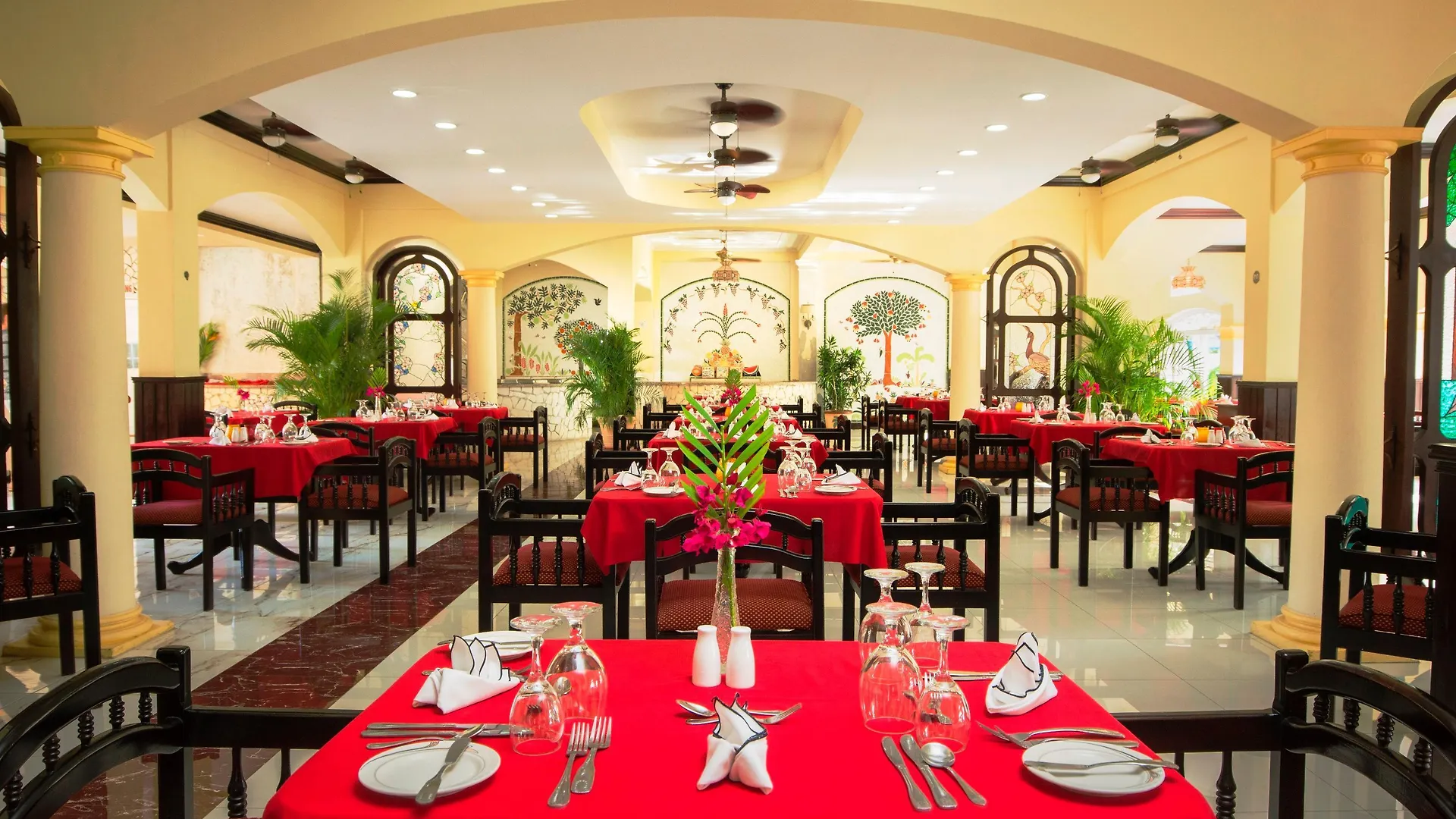 ***  Seagarden Beach Resort Montego Bay Jamaica