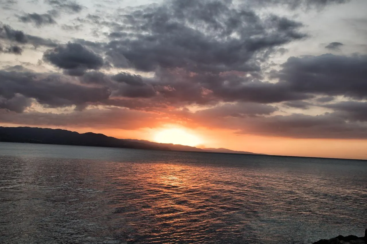 Seagarden Beach Resort Montego Bay